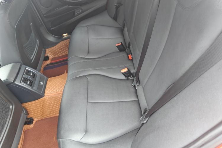 Used BMW 3 Series 2017 320Li Fashion Model Left Rear Seat