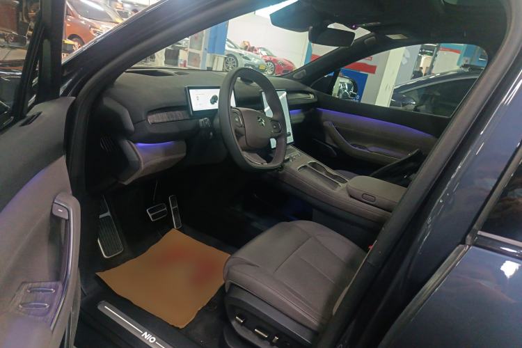 Used Nio ES7 2022 75 kWh Driver Seat