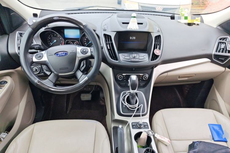 Used Ford Kuga 2013 1.6L GTDi 4x4 Elite Model Center Console