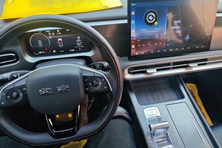 Used BAIC Off-Road BJ30 2024 1.5T Magic Electric Drive Advanced Version Interior 2