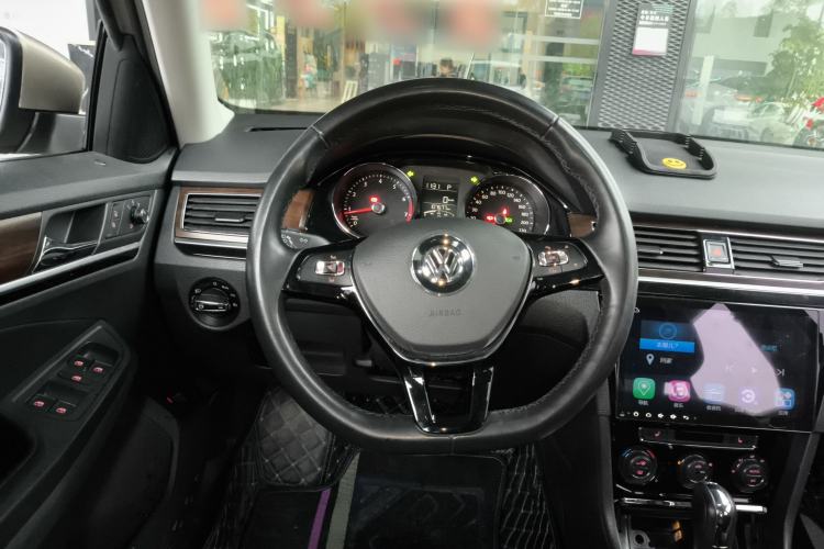 Used Volkswagen Bora 2016 230TSI DSG Luxury Version Steering Wheel