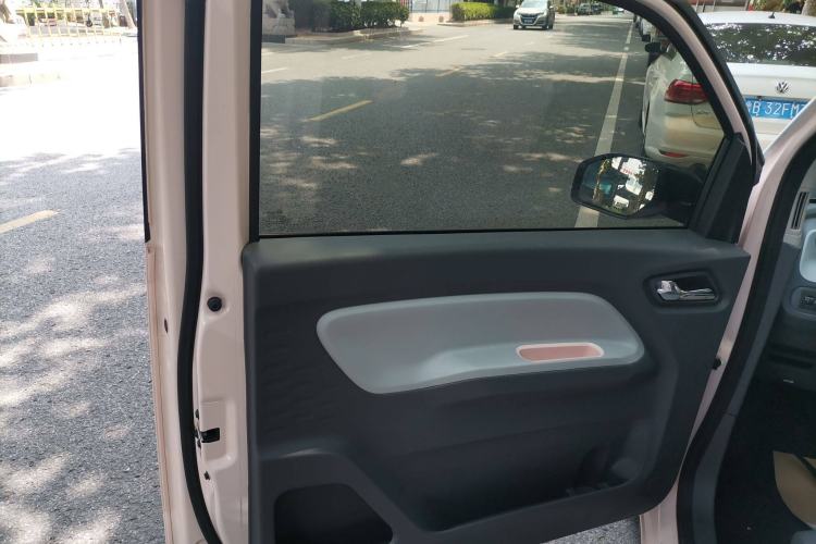 Used Wuling Hongguang MINIEV 2022 Macaron Premium Model – Lithium Iron Phosphate