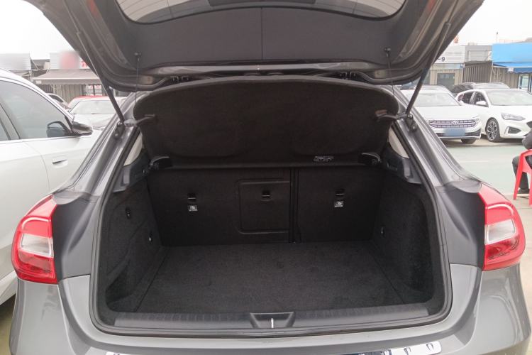 Used Mercedes-Benz GLA 2016 GLA 200 Fashion Model Trunk