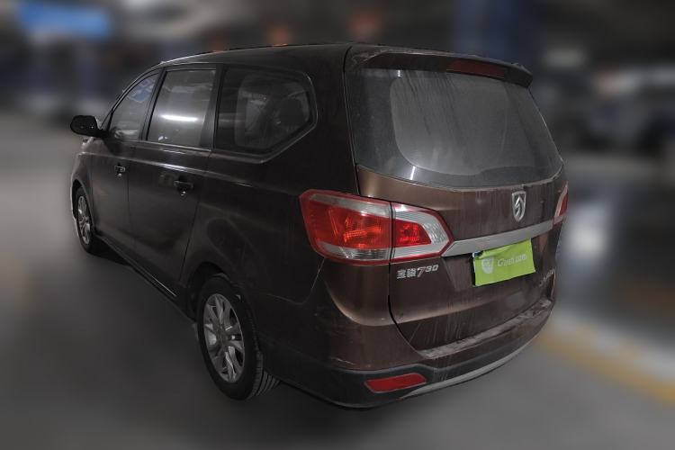 Used Baojun 730 2014 1.5L manual standard trim 7 seats
