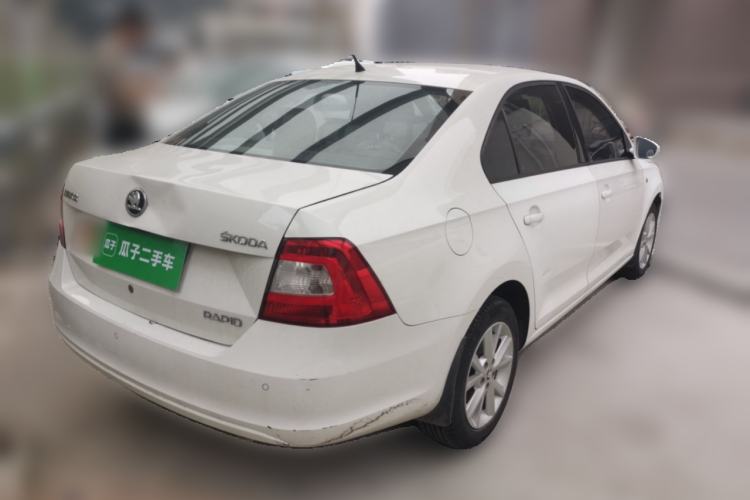 Used Skoda Rapid 2015 1.4L Manual Smart Selection Model Rear Right 45 Deg