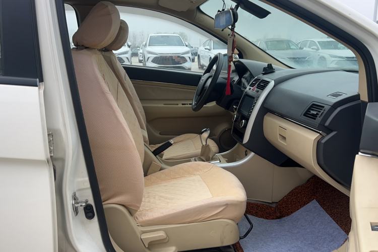 Used BAIC Senova D20 2015 Hatchback 1.5L Manual Leshang Version
