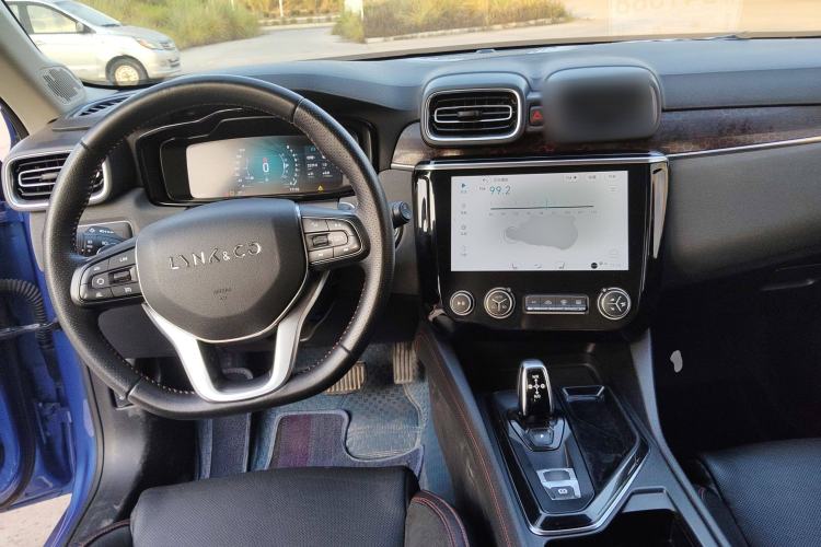 Used Lynk & Co 02 2018 1.5T DCT Two-Wheel Drive Sporty Version China V Standard
