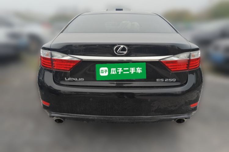 Used Lexus ES 2014 250 Elite Edition Rear