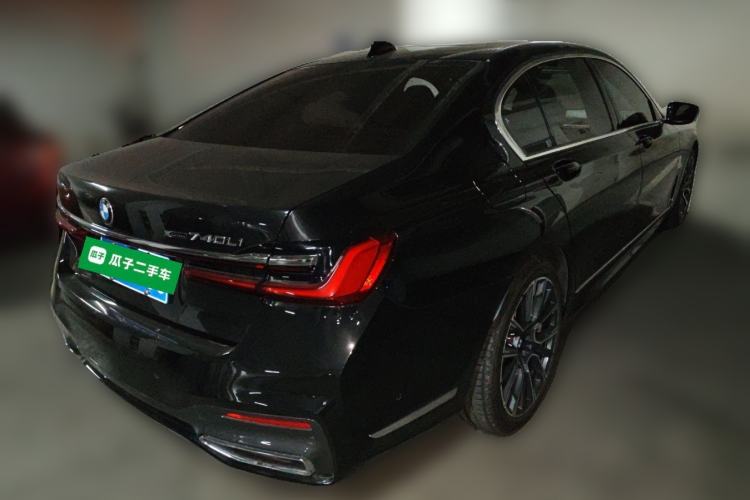 Used BMW 7 Series 2019 740Li xDrive Executive M Sport Package Rear Right 45 Deg