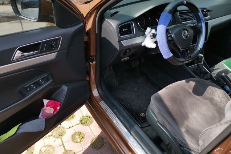 Used Volkswagen Gran Lavida 2015 1.6L Automatic Comfort Edition Driver Seat