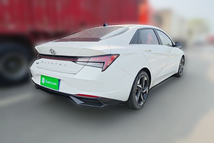 Used Hyundai Elantra 2021 1.5L CVT LUX Prestige Edition