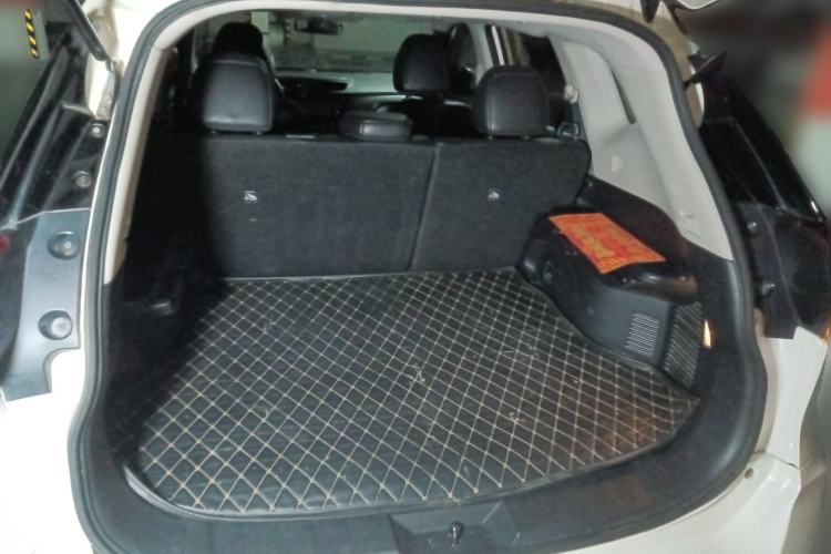 Used Nissan X-Trail 2017 2.0L CVT Comfort Edition 2WD Trunk