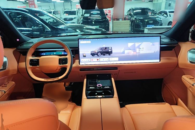 Used Lynk & Co 900 2025 1.5T Ultra Center Console