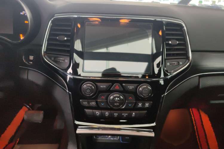 Used Jeep Grand Cherokee 2020 3.0L Elite Navigation Edition