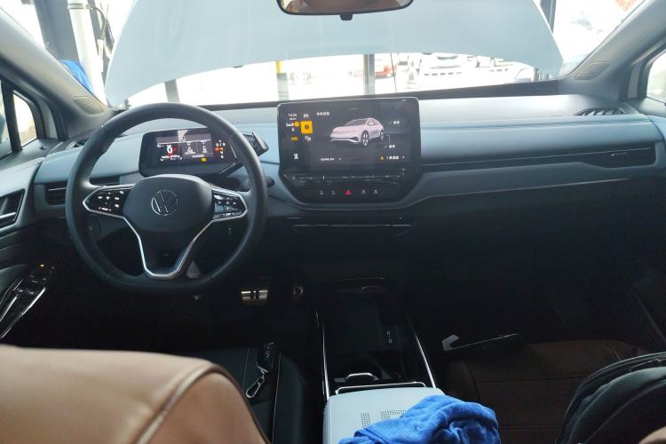 Used Volkswagen ID.4 X 2024 Pure & Smart Edition