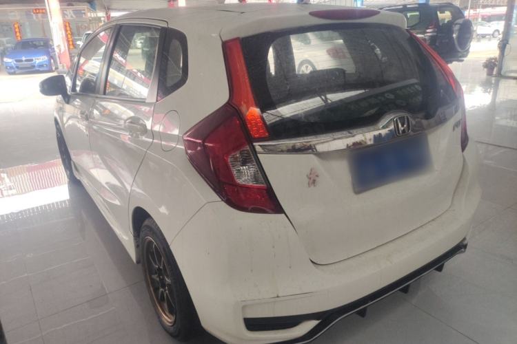 Used Honda Fit 2018 1.5L CVT Comfort Sunroof Version