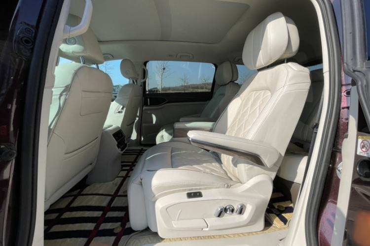 Used Volkswagen Viloran 2022 380TSI Prestige Edition