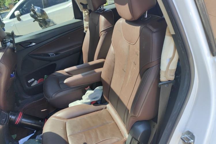 Used Buick GL6 2019 18T 6-Seater Connected Luxury Version China V Standard
