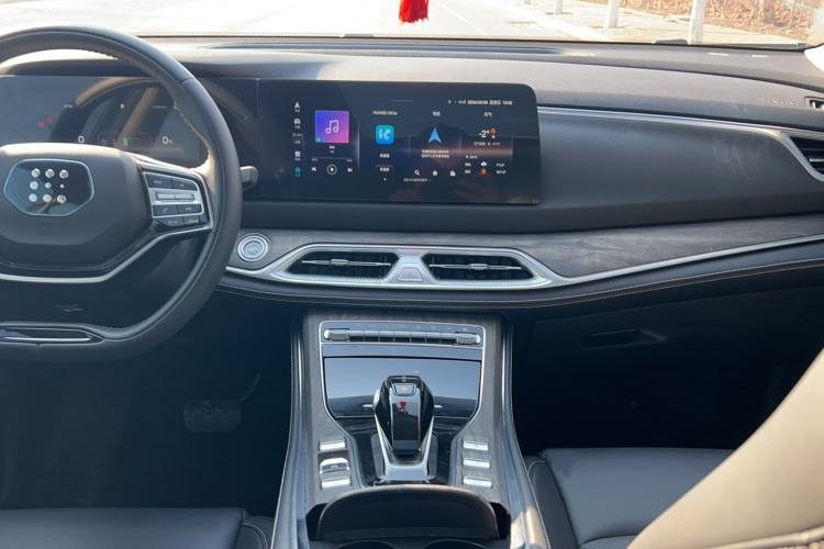 Used Landian E5 2024 Honor Edition 100KM Premium Model 5 Seats