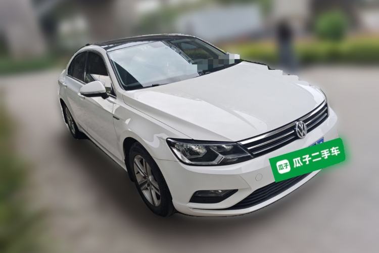 Used Volkswagen Lamando 2018 230TSI DSG Fashion Edition Front Right 45 Deg