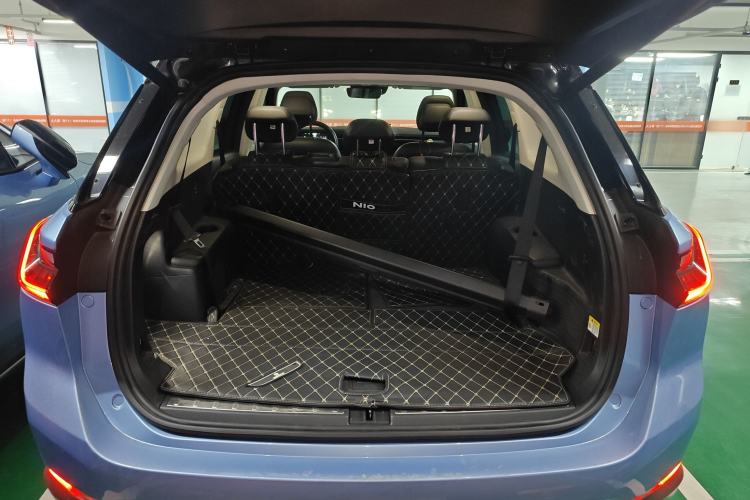 Used Nio ES8 2018 355 km Base Version 7-Seater Edition