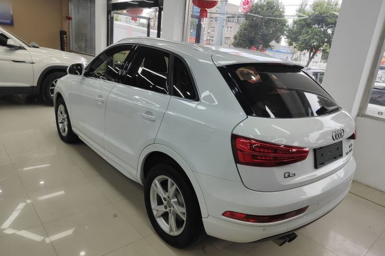 Used Audi Q3 2017 35 TFSI Fashion Model
