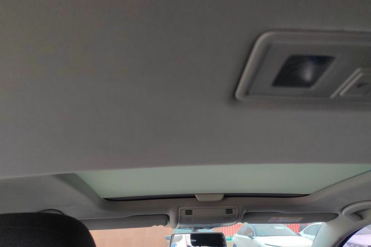 Used Volkswagen Golf 2016 230TSI Automatic Comfort Version Headliner