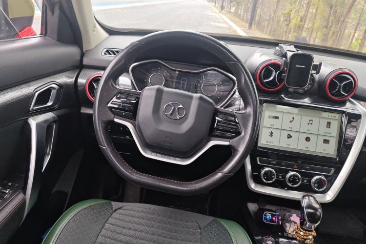 Used BAIC Off-Road BJ20 2016 1.5T CVT Luxury Model Steering Wheel