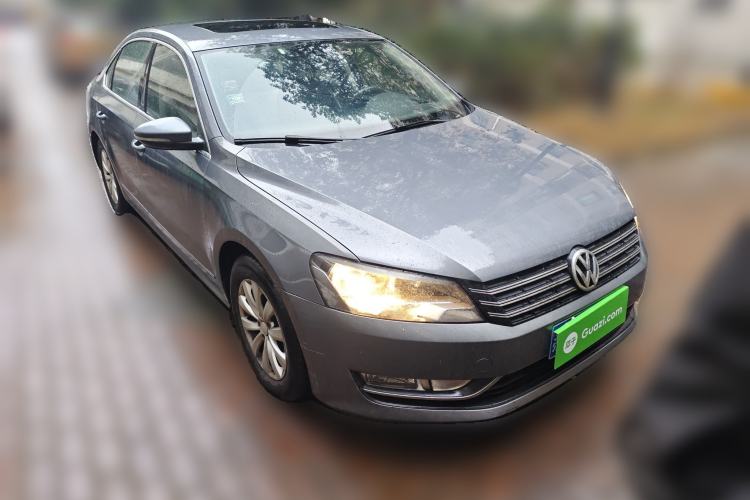 Used Volkswagen Passat 2011 1.8 TSI DSG Prestige Edition Front Right 45 Deg