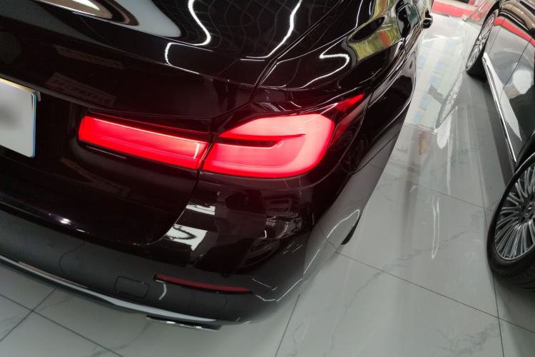 Used BMW 5 Series 2022 Second Facelift 525Li Luxury Package
