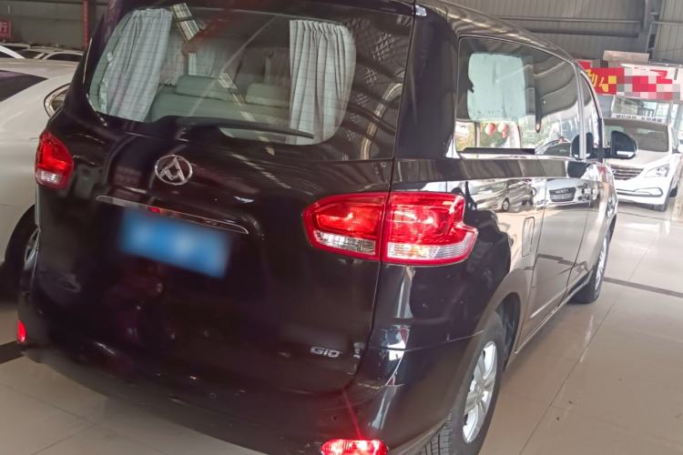 Used SAIC MAXUS G10 2016 1.9T Automatic Elite Edition Diesel China V Emission Standard