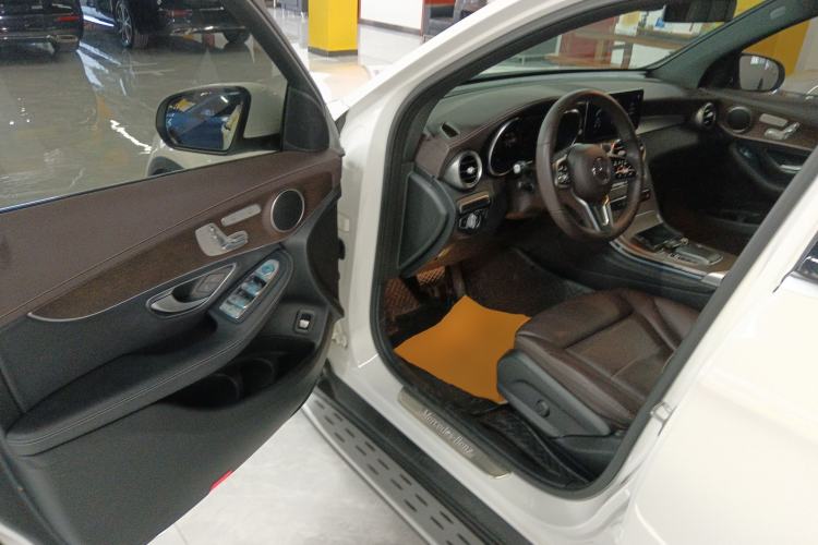 Used Mercedes-Benz GLC 2022 GLC 260 L 4MATIC Luxury Model