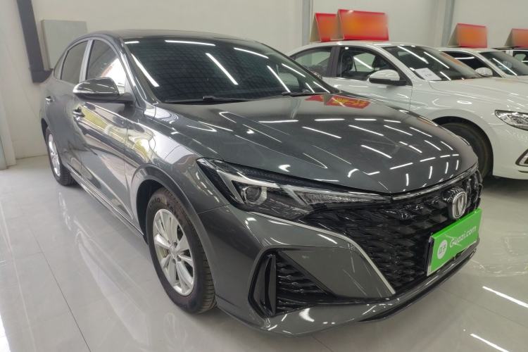 Used CHANGAN Eado 2025 PLUS 1.5L Manual Luxury Edition Front Right 45 Deg