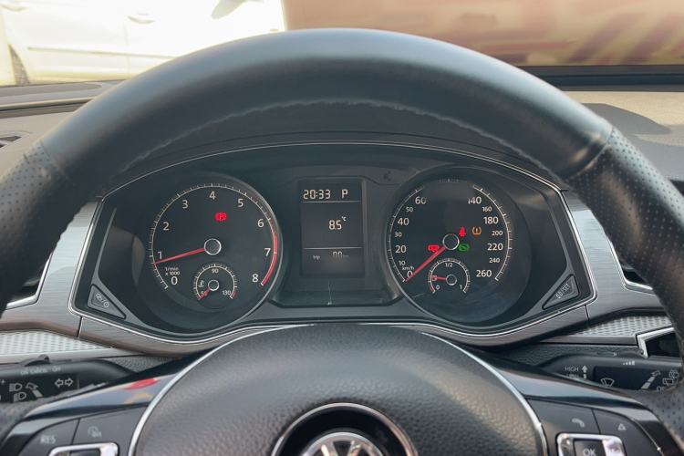 Used Volkswagen Passat 2015 1.8TSI DSG Prestige Edition Instrument Cluster