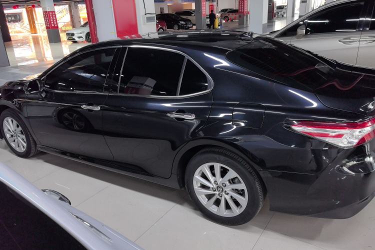 Used Toyota Camry 2021 2.0G Luxury Edition Exterior 1