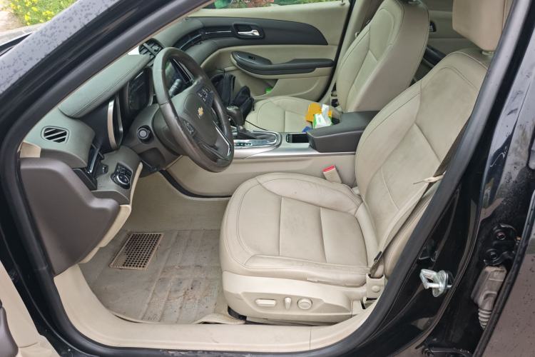 Used Chevrolet Malibu 2013 2.4L Automatic Luxury Edition Left Front Seat