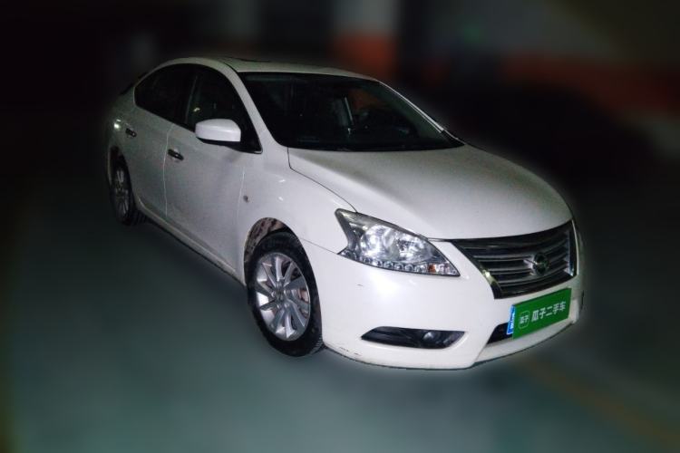 Used Nissan Sylphy 2014 1.6XV CVT Deluxe Edition Front Right 45 Deg