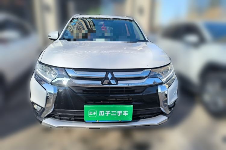 Used Mitsubishi Outlander 2018 2.0L Two-Wheel Drive Glory Edition 5 Seats