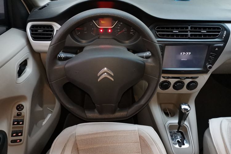 Used Citroen Elysee 2015 ZhiShang Edition 1.6L Automatic Comfort Version Steering Wheel