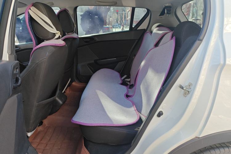 Used Baojun 310 2016 1.2L manual Comfort trim level
