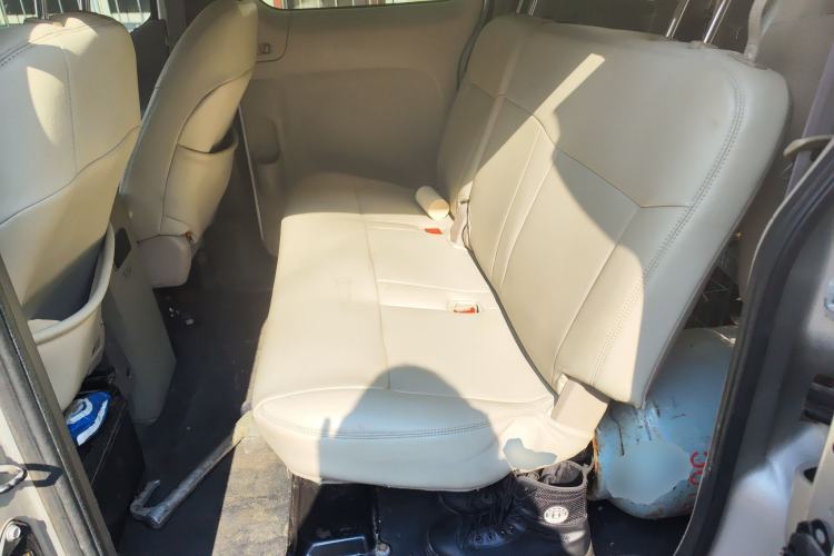 Used Nissan NV200 2014 1.6L CVT Luxury Model China V Standard
