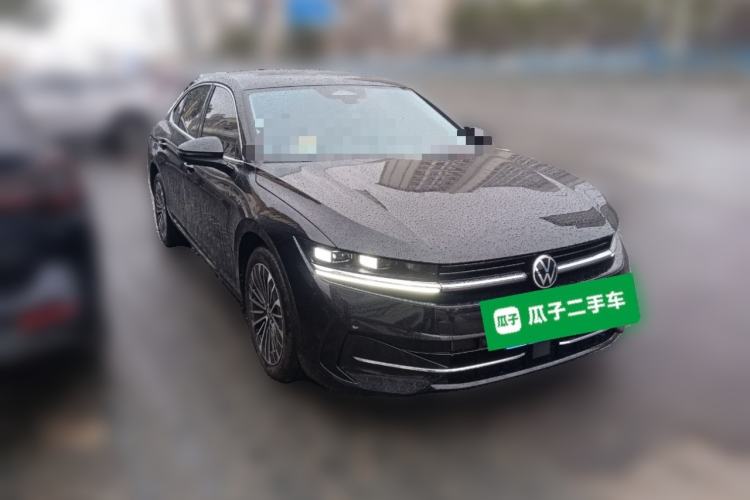 Used Volkswagen Magotan 2024 380TSI DSG Prestige Edition DaMai Package Front Right 45 Deg