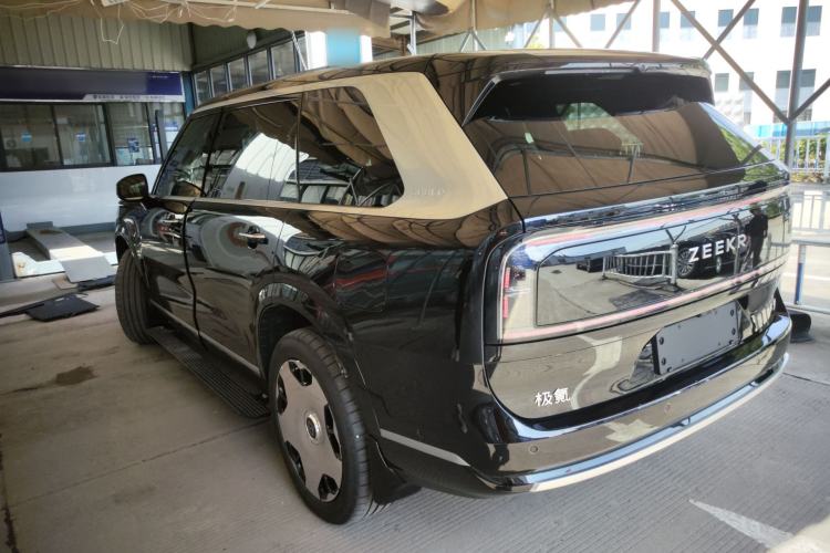 Used Zeekr 9X 2025 Hyper Edition Exterior 2