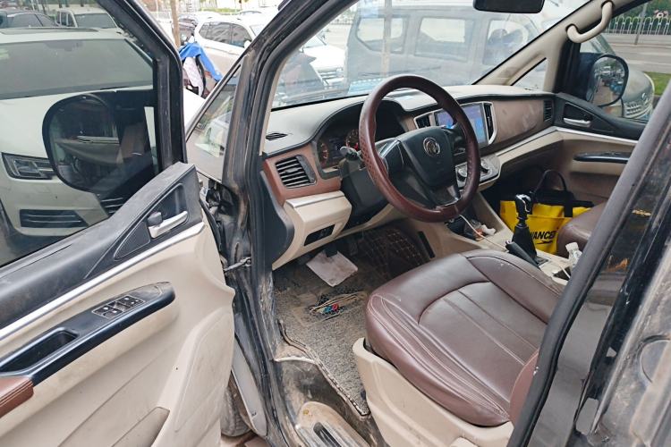 Used FORTHING Lingzhi 2020 M5L 2.0L Base Model 7 Seats Driver Seat