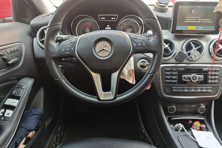 Used Mercedes-Benz GLA 2015 GLA 200 Fashion Model Steering Wheel