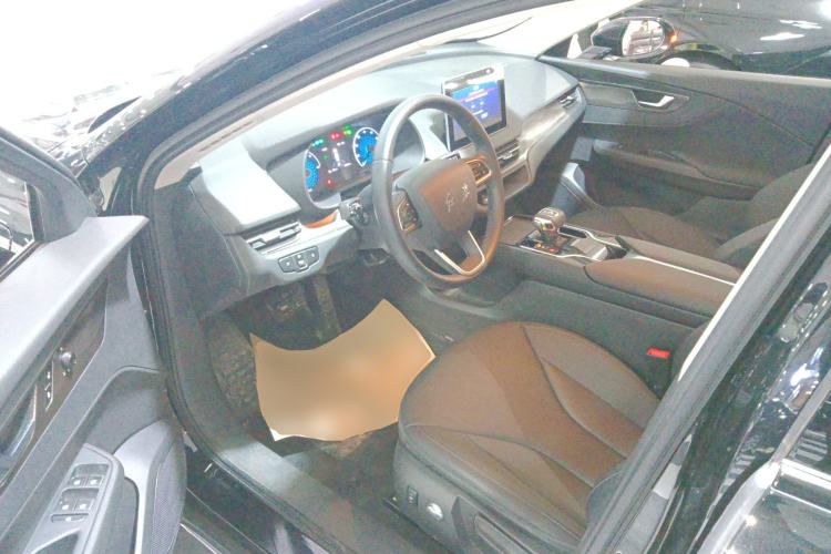 Used Hongqi E-QM5 2023 Revised Version Basic Travel Edition
