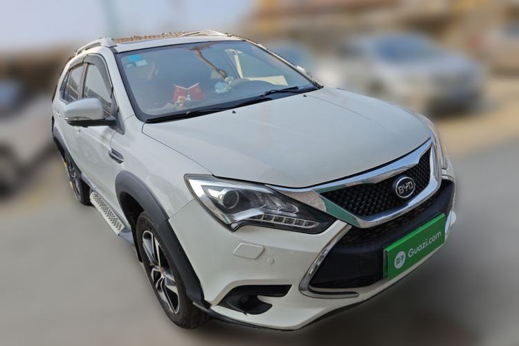 Used BYD Tang New Energy 2015 2.0T Four-Wheel-Drive Flagship Model