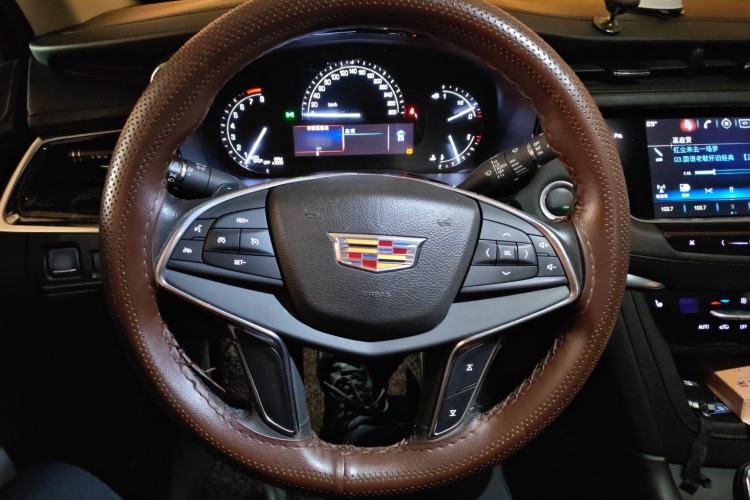 Used Cadillac XT5 2016 25T Luxury Model
