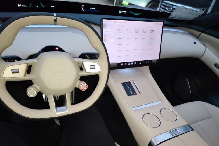 Used Xiaomi Auto YU7 2025 Ultra-Long Range High-Performance All-Wheel-Drive Max Edition
