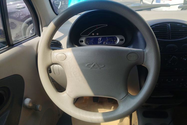 Used Chery QQ3 2012 Fashion Edition 1.0L Manual Champion Version
